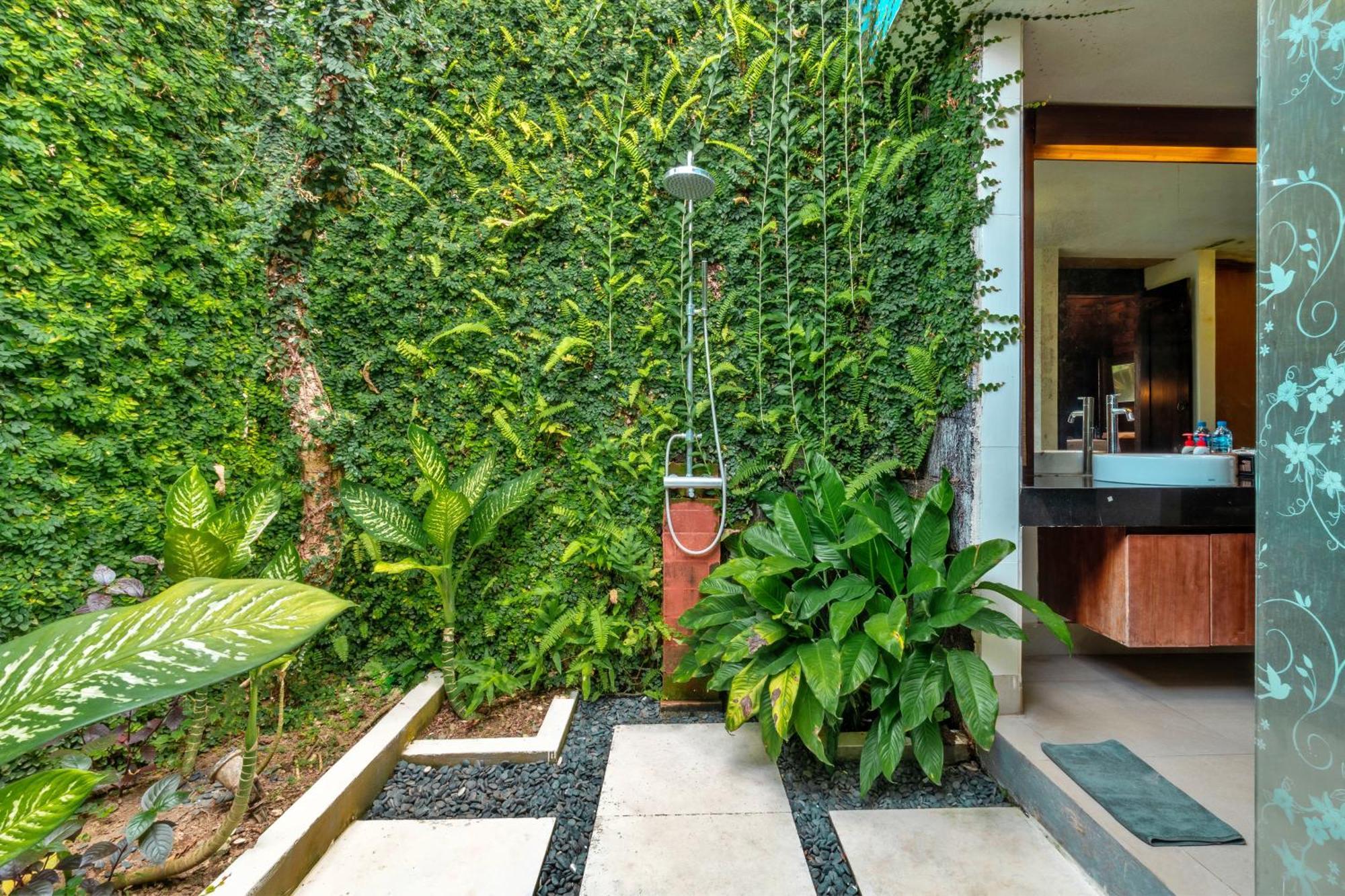 Sri Abi Ratu Villas Sukawati  Exterior photo